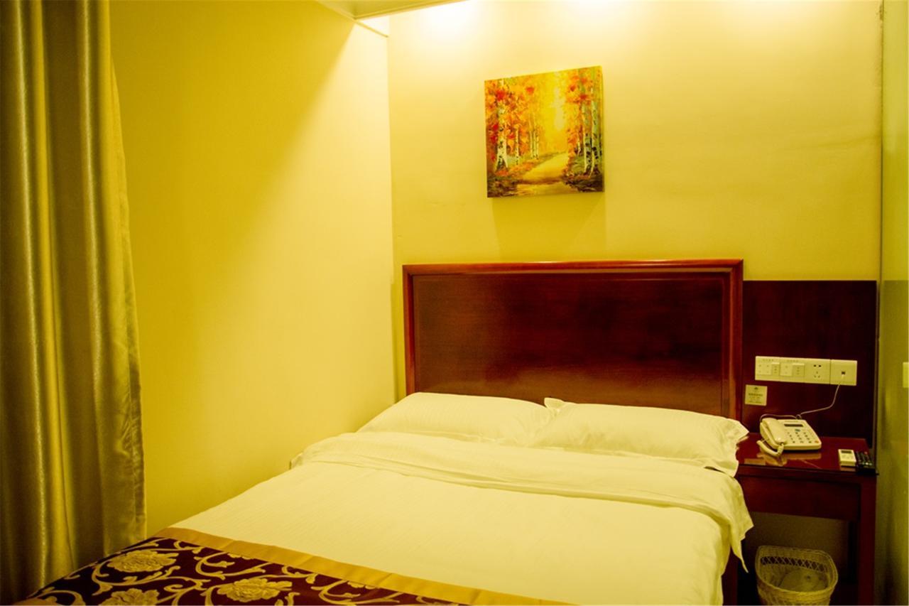 Greentree Inn Jiangsu Suzhou Kunshan High Speed Rail Station Hengshan Road Express Hotel Esterno foto