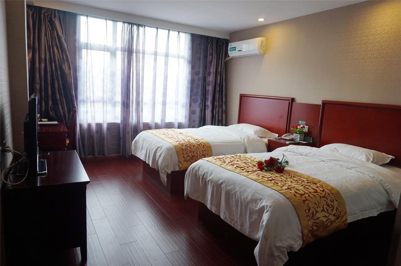 Greentree Inn Jiangsu Suzhou Kunshan High Speed Rail Station Hengshan Road Express Hotel Esterno foto