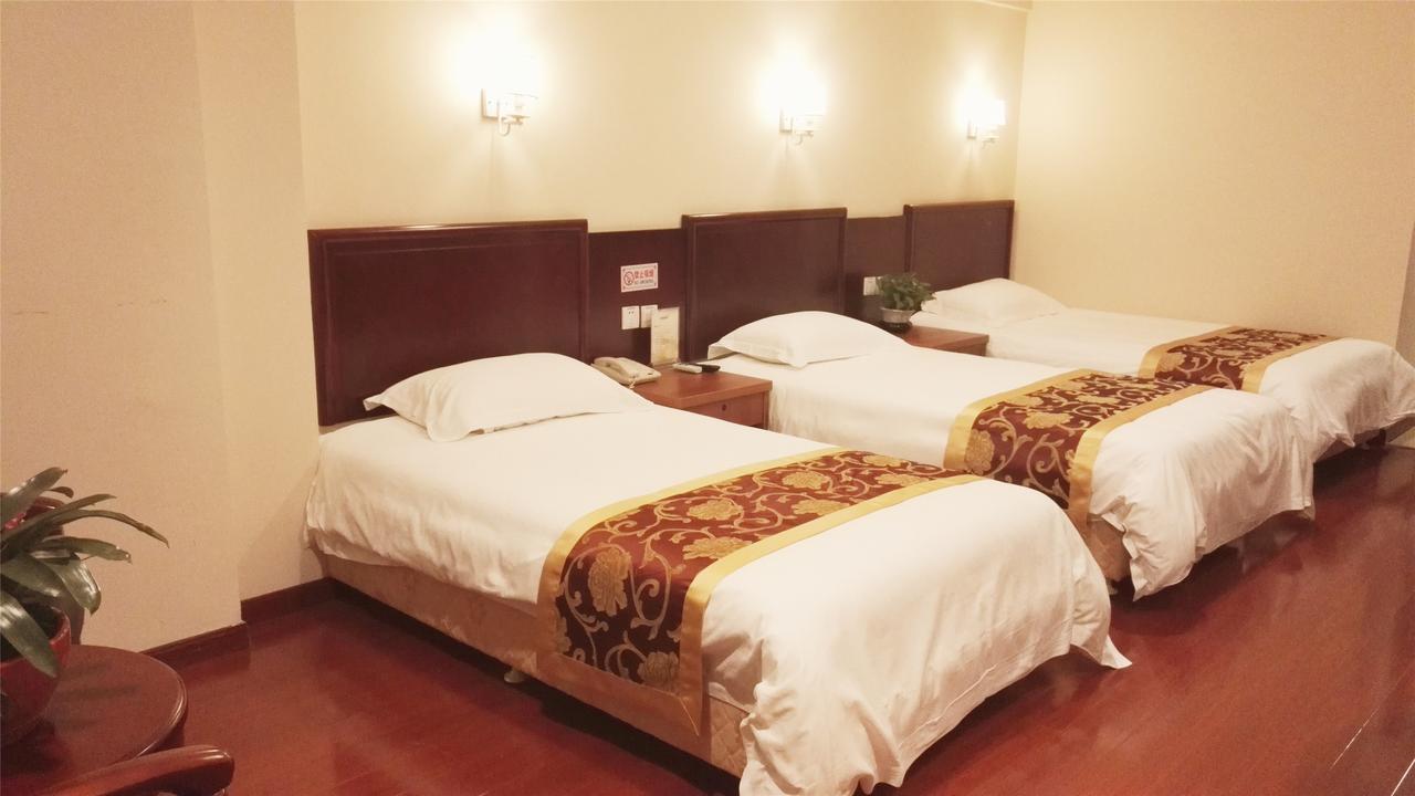 Greentree Inn Jiangsu Suzhou Kunshan High Speed Rail Station Hengshan Road Express Hotel Esterno foto