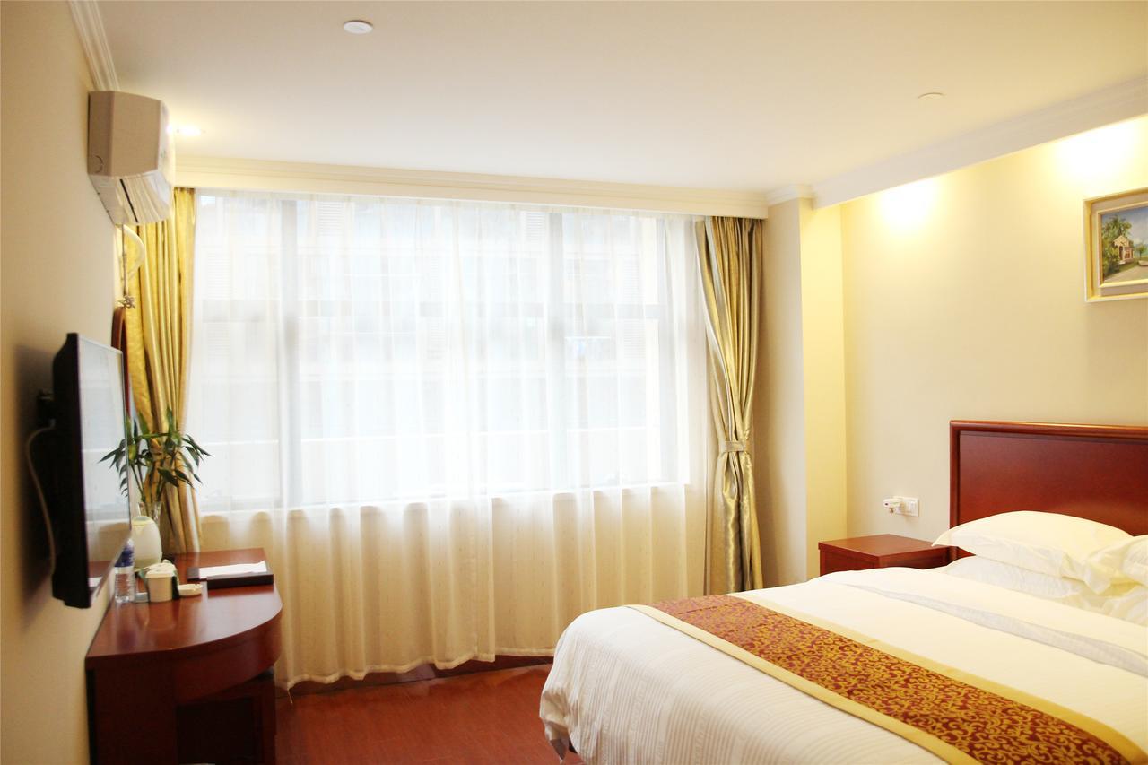 Greentree Inn Jiangsu Suzhou Kunshan High Speed Rail Station Hengshan Road Express Hotel Esterno foto