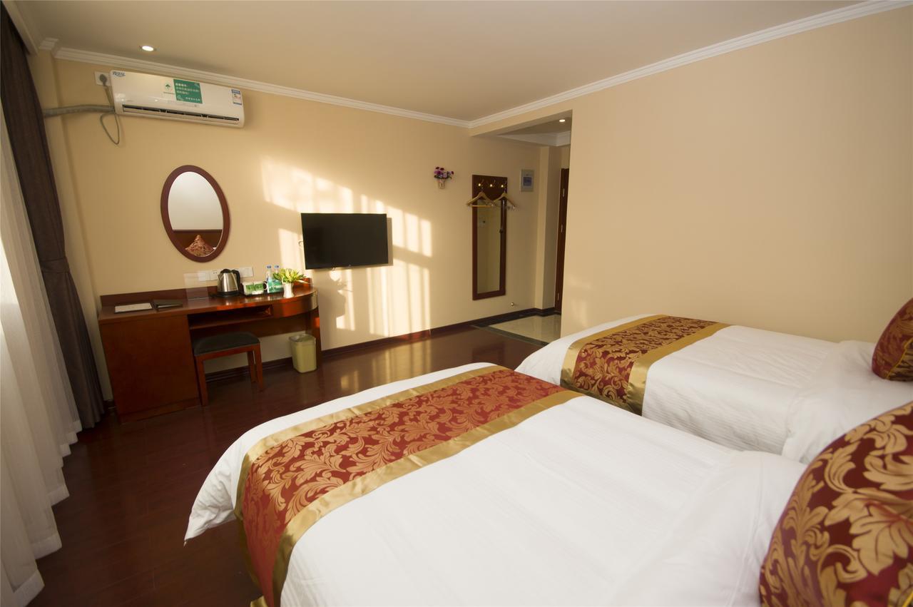 Greentree Inn Jiangsu Suzhou Kunshan High Speed Rail Station Hengshan Road Express Hotel Esterno foto